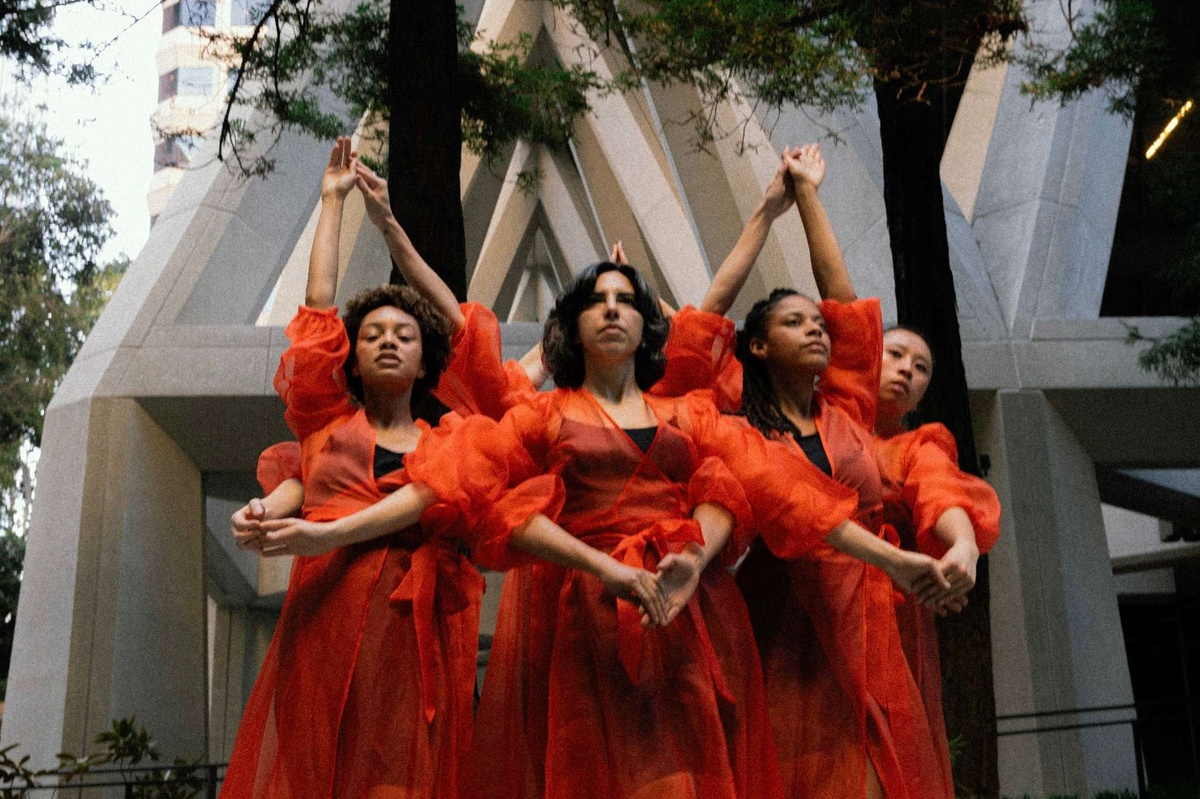 ICA SF Madeline Hollander Radial Ritual at Transamerica Pyramid Center