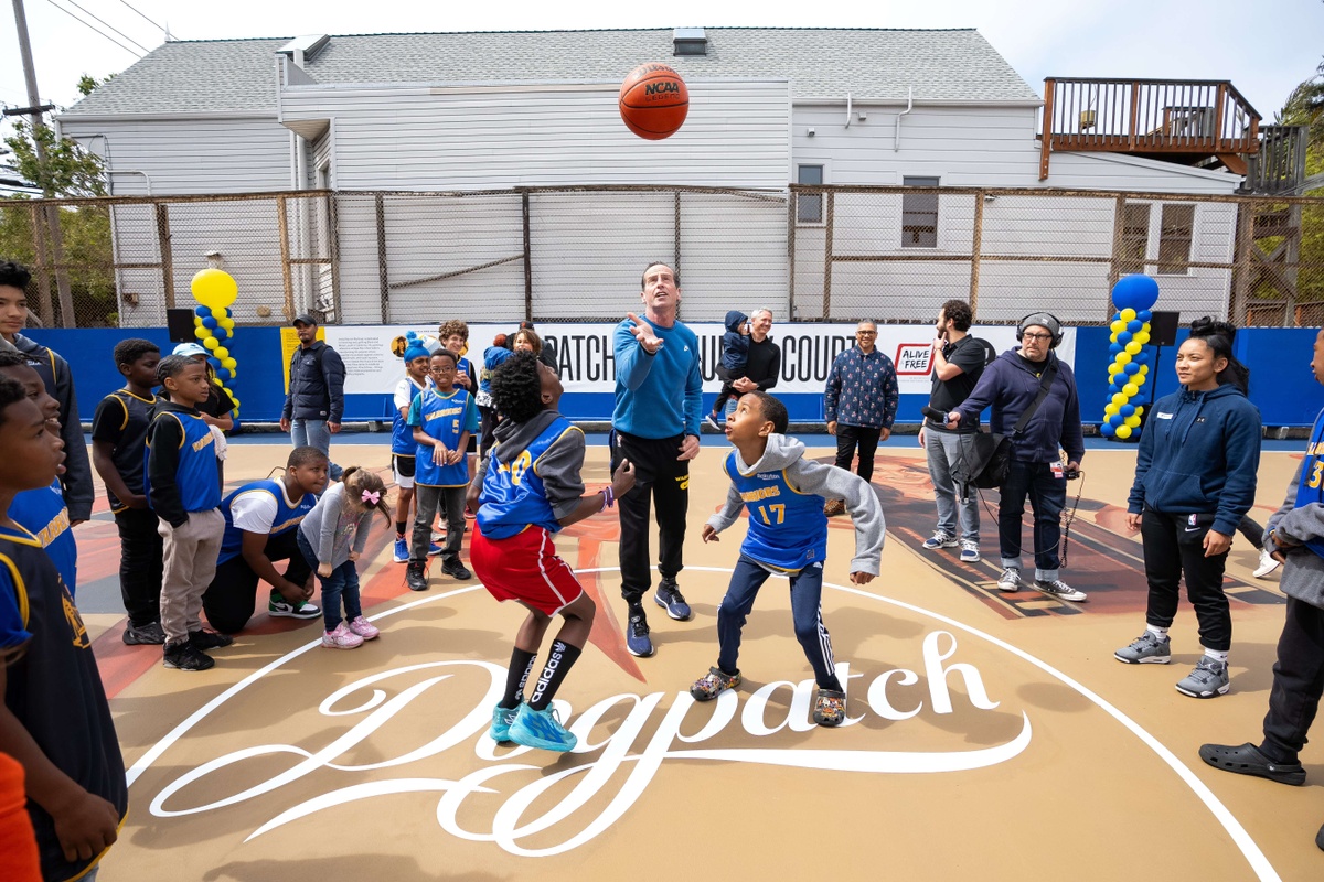 ICA SF Dogpatch Community Court by Patrick Martinez